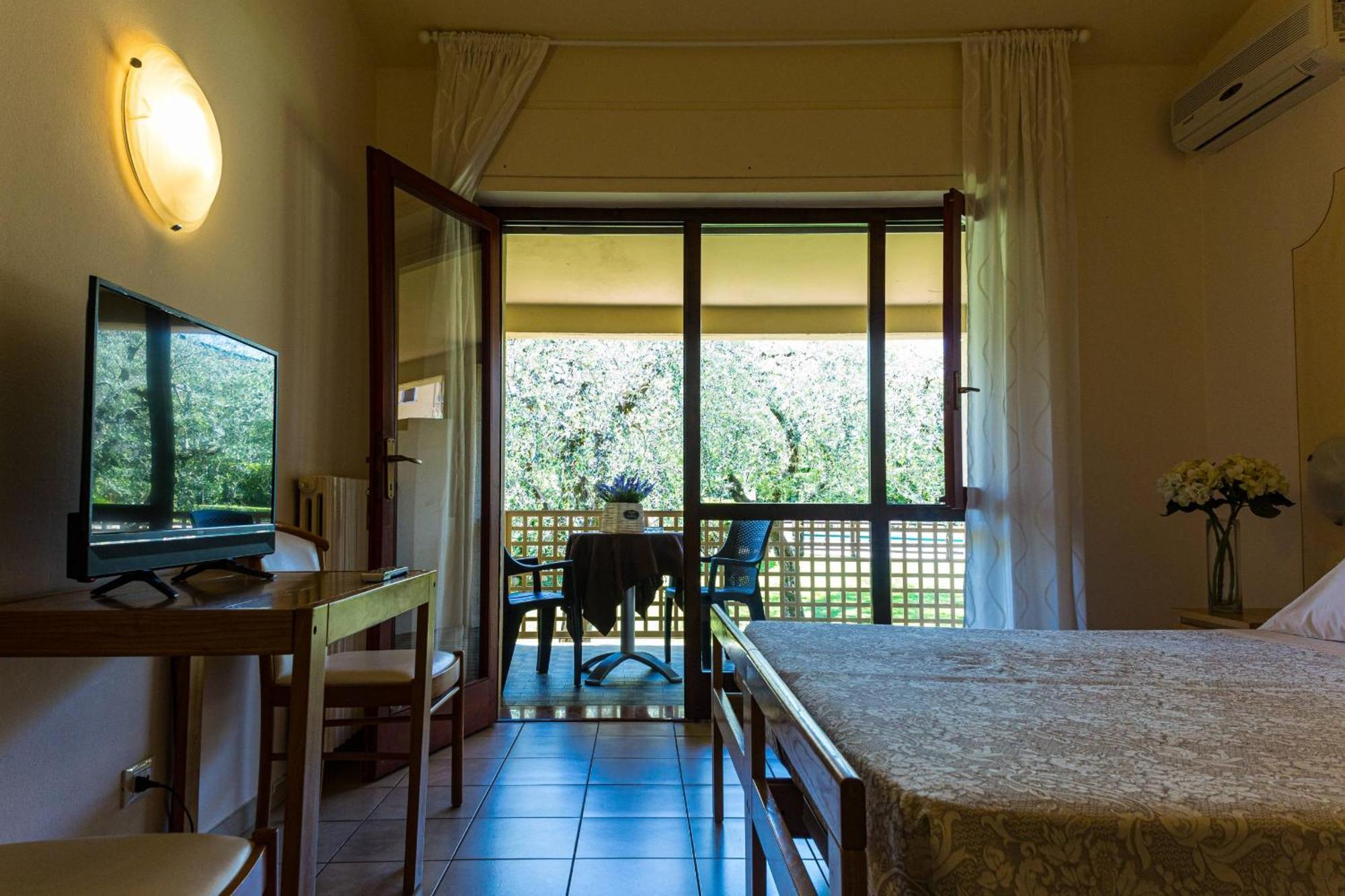 Hotel Adria&Resort Toscolano-Maderno Exterior foto